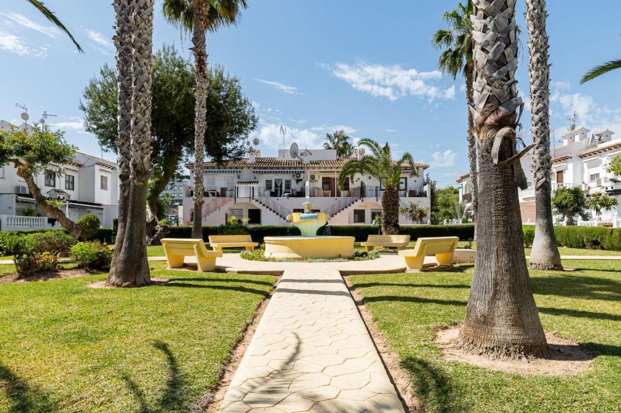 Casa Lago Jardin Alicante Extérieur photo